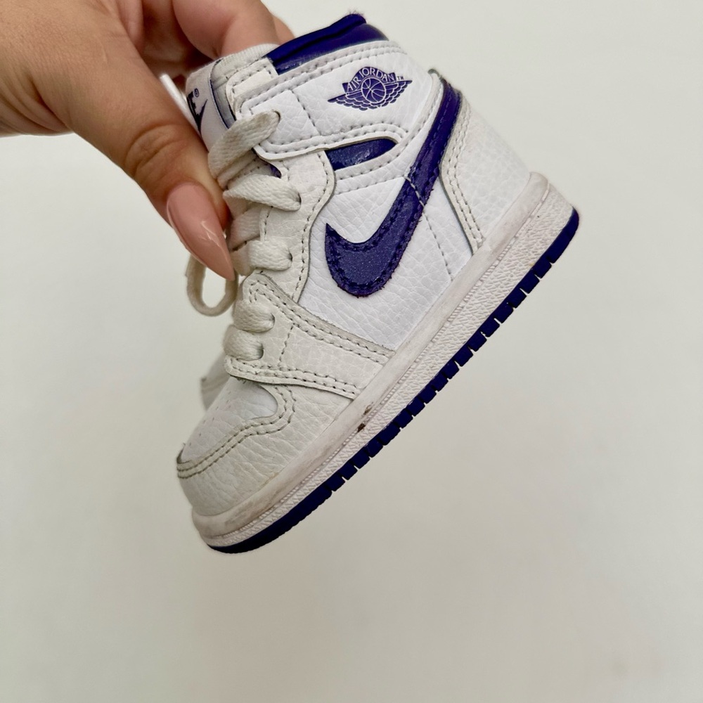 Nike White and Purple Sneakers Classic High-Top Design